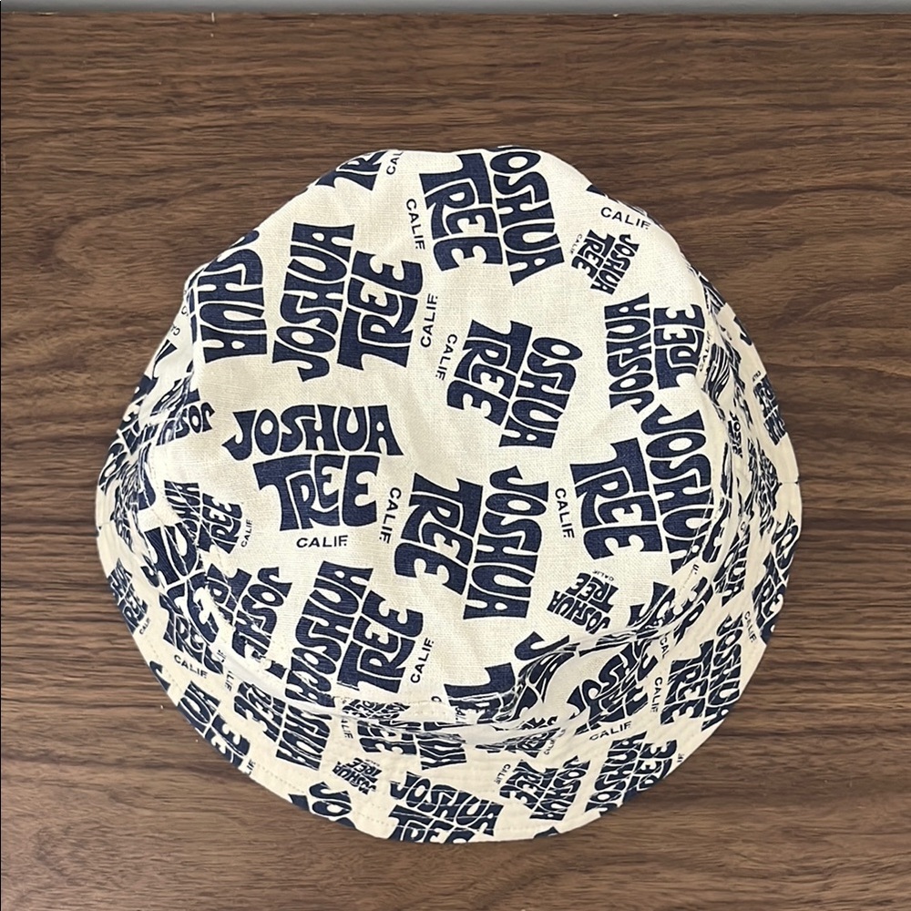 Joshua Tree Bucket Hat in Cream and Blue Print